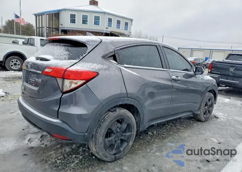 2020 Honda Hr-V Lx z USA, uszkodzony, nr VIN 3CZRU6H35LG702189